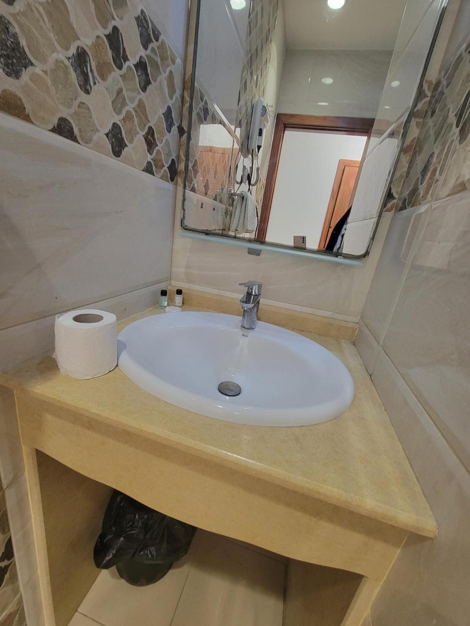 City Hotel Alger Kültér fotó