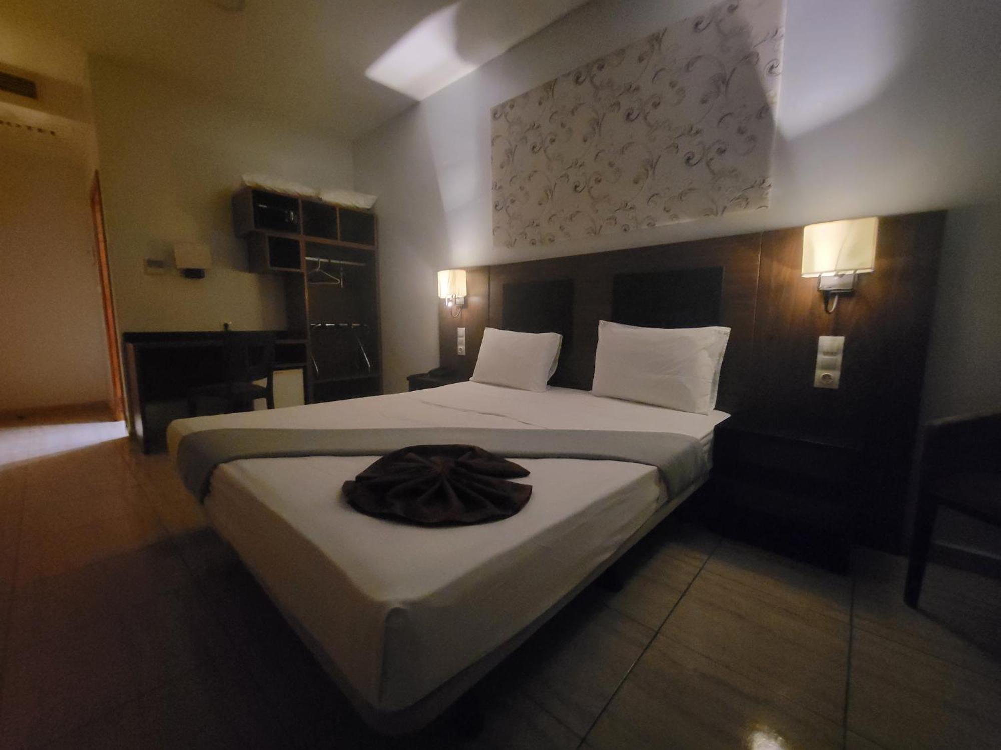 City Hotel Alger Kültér fotó